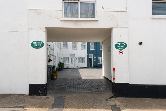 5, Trinity Mews, Hastings photo 4
