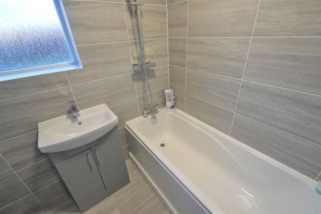 |., 131, St Albans Road, Dartford photo 4