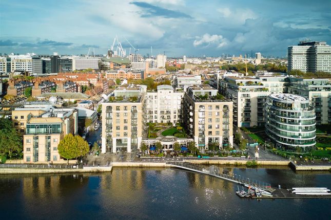 Flat for sale in Distillery Wharf, Hammersmith