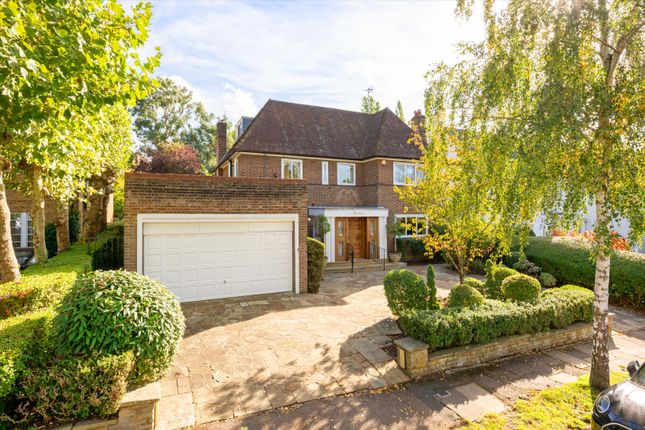 Neville Drive, London photo 3