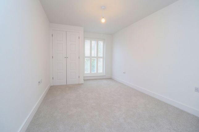 Flat 5, Colebridge Court, Cheltenham Road, Gloucester photo 4