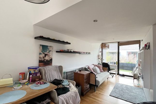 53, Alder Street, Salford photo 4