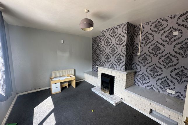 26, Oval Road, Tipton photo 2