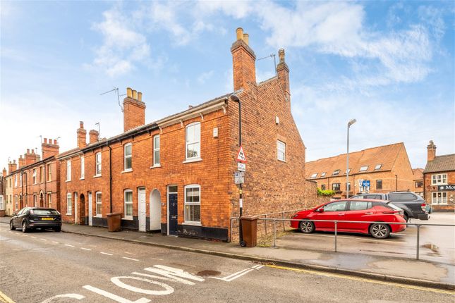 End terrace house for sale in Welcome To 8 Langworthgate, Lincoln