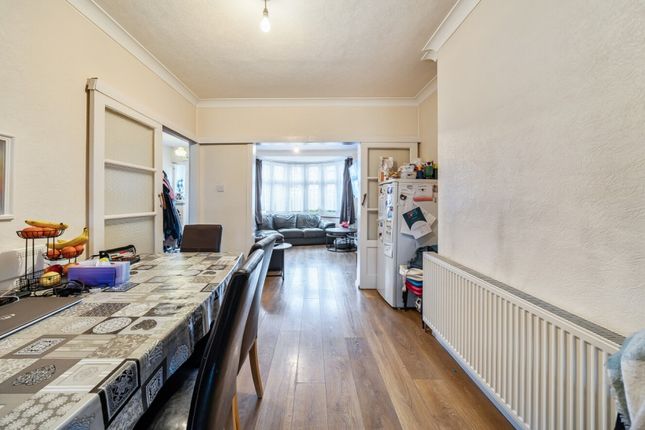 50, Rugby Road, Kingsbury photo 4