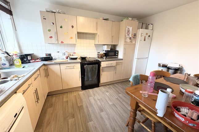 14, April Croft, Birmingham photo 2