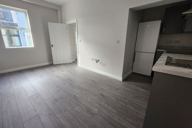 12A High Street, Sheerness photo 3