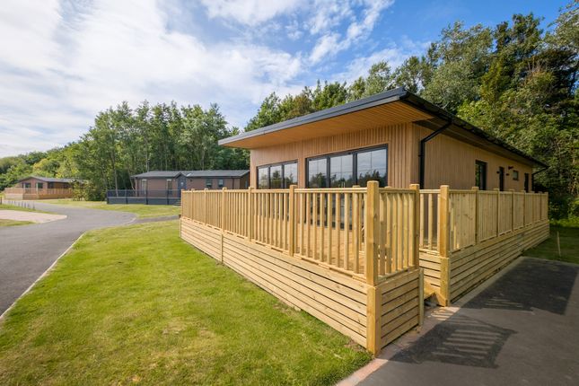 18 Yealands New, South Lakeland leisure Village, Carnforth photo 2