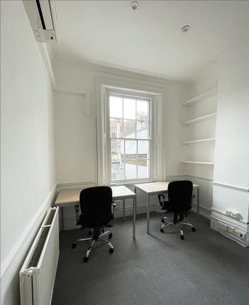 Office to let in 440 Kings Road, London
