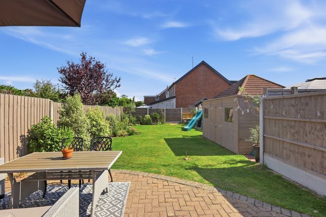 153, Warwick Road, Rayleigh photo 4
