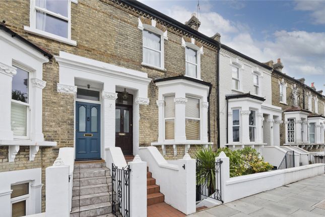 Thumbnail Flat to rent in Homestead Road, London