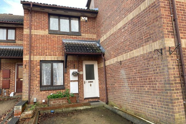 Thumbnail Property to rent in Hanover Walk, Hatfield
