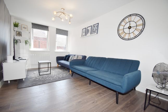 Apartment 8, 16, Queens House, Coventry photo 3