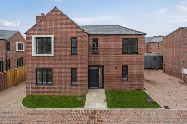 Thumbnail Detached house for sale in The Glade, College Street, Grimsby