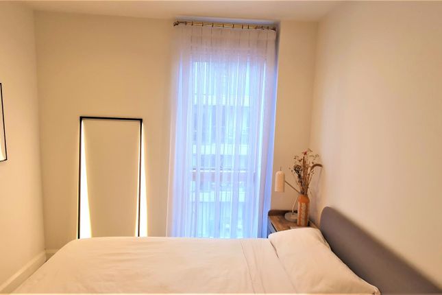 Flat to rent in Barry Blandford Way, London