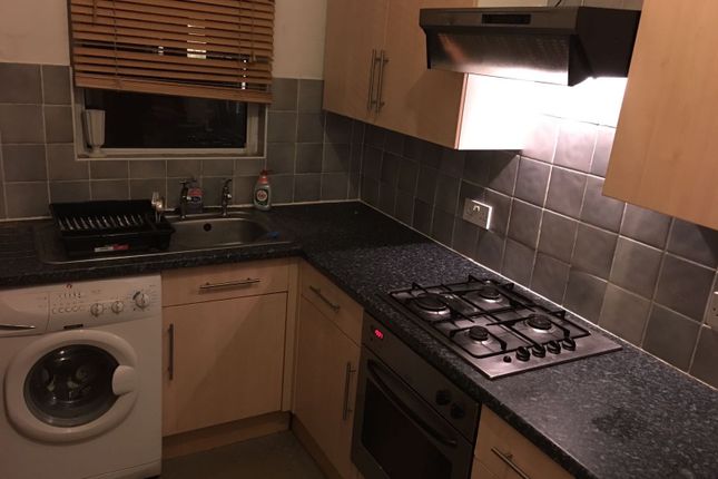 Bankfield Terrace, 37, Burley, Leeds photo 2