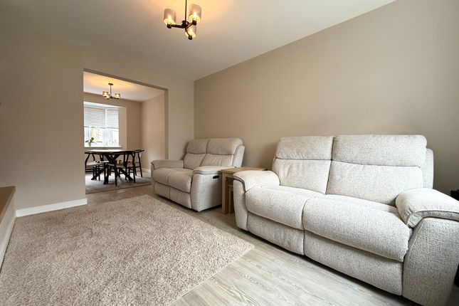 20 Maes Y Ffion, Aberdare photo 3