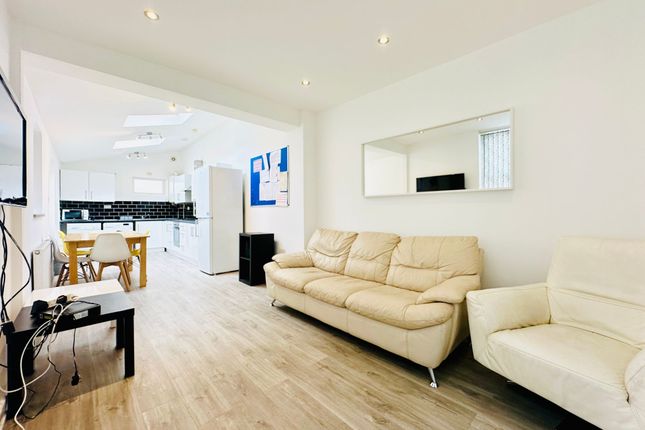 13 Osmaston Street, Nottingham photo 3