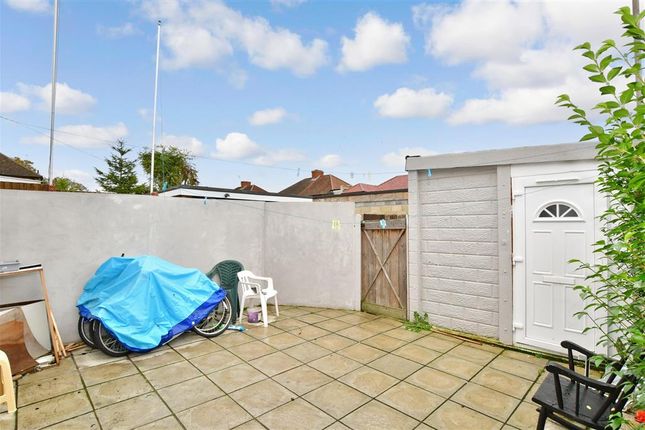 End terrace house for sale in Dorothy Evans Close, Bexleyheath, Kent