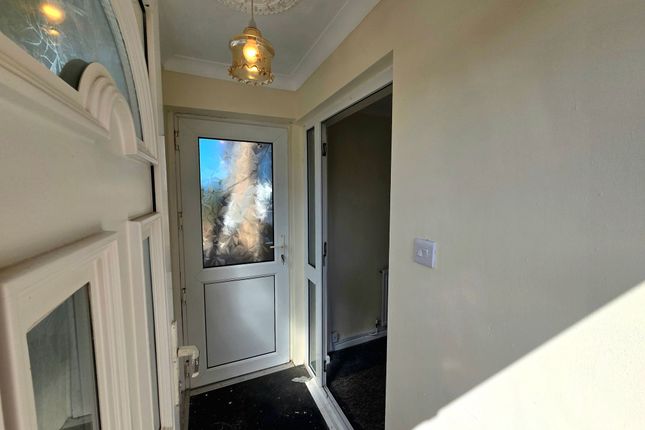 11 Bishopswood, Bridgend photo 5