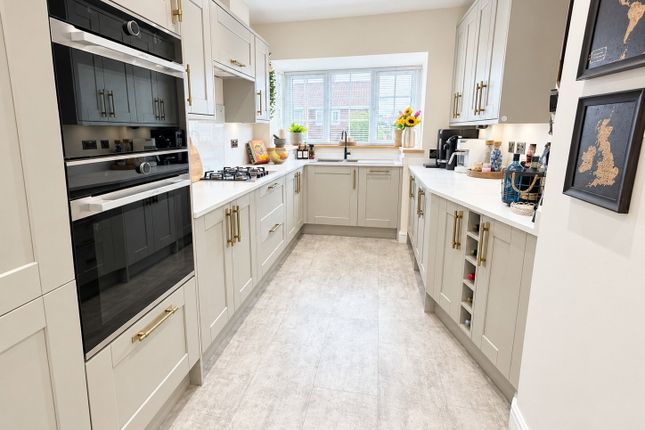 15D, East Street, Brierley Hill photo 2