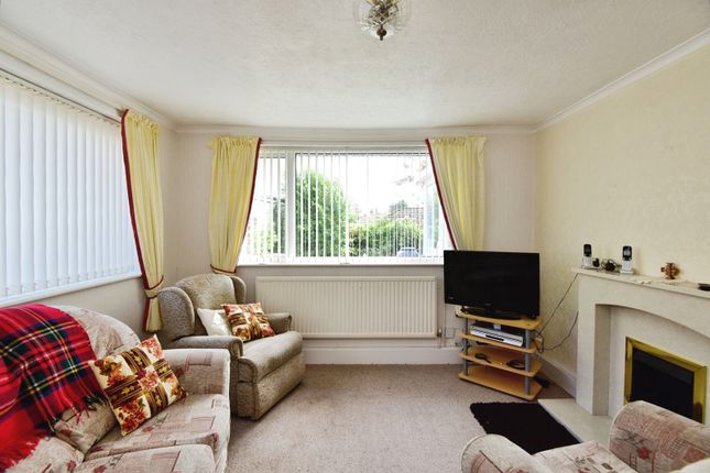 2A,, Midhurst Close, Stoke-on-Trent photo 2