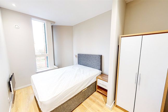 Flat to rent in City Gardens, 3B Spinners Way, Castlefield