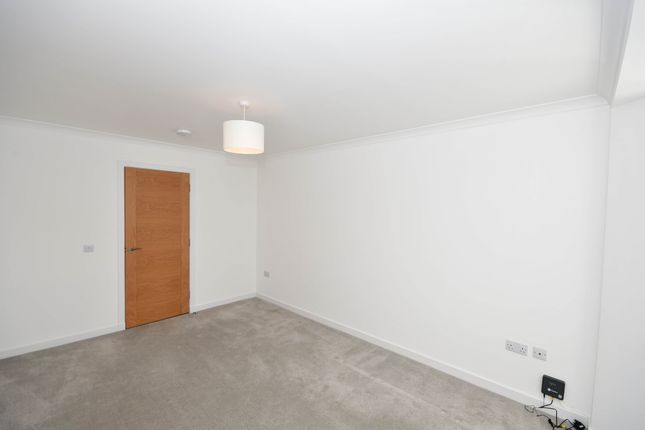 2-4 Montague Row, Inverness, IV3, Inverness photo 4