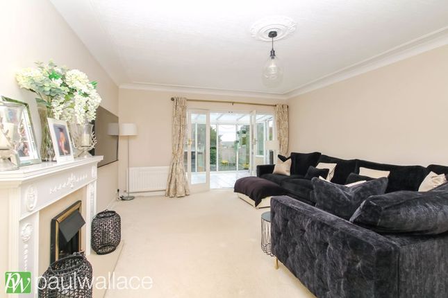 Baas Hill, Broxbourne photo 2