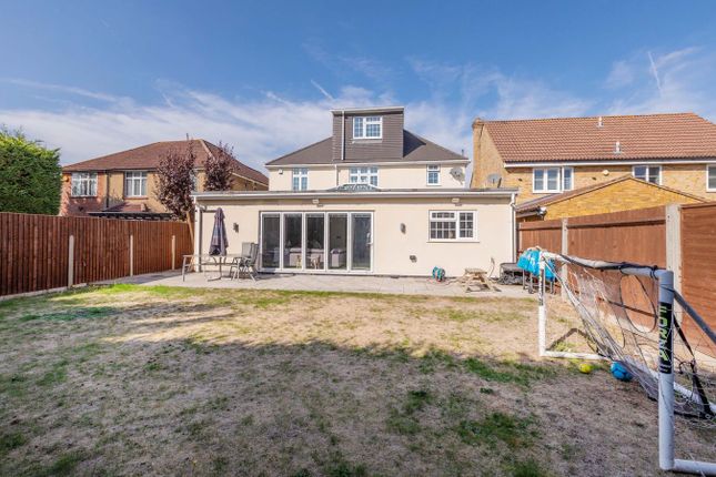 1, Lascelles Road, Langley photo 4