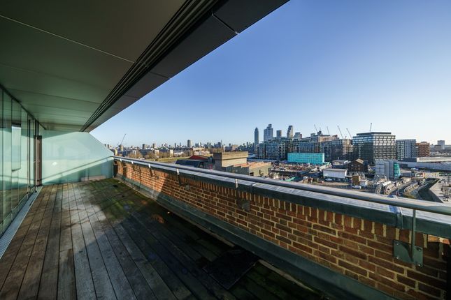 Flat to rent in Switch House, Circus Road East, Battersea Power Station