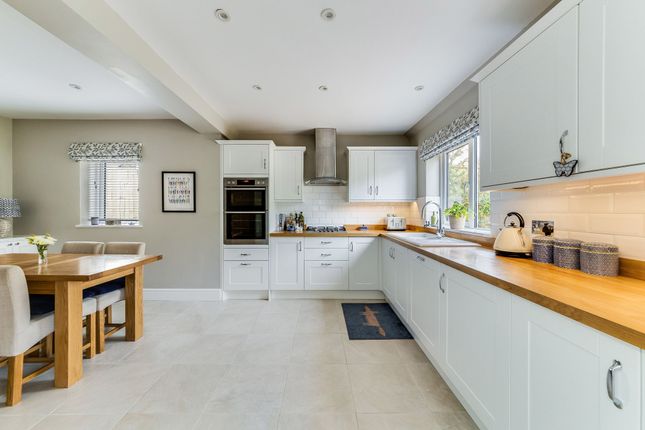 37 Sunningwell, Abingdon photo 2