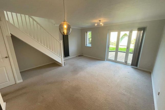 22, Sillswood, Olney photo 3