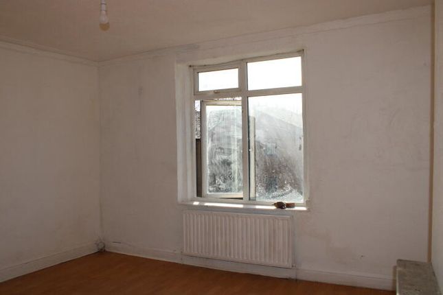 46a, Attleborough Road, Nuneaton photo 3