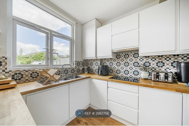Howarth Road, London photo 2