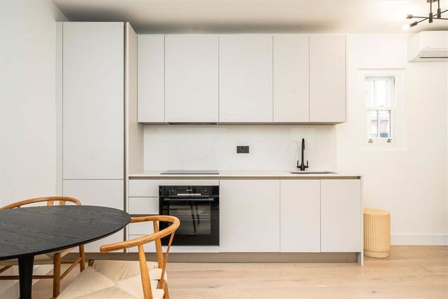 Apartment 2, Gramercy Park Apartments, 1C, Ellsworth Street, London photo 4