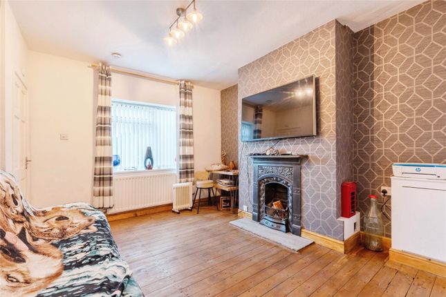 328, Rossendale Road, Lancashire photo 2