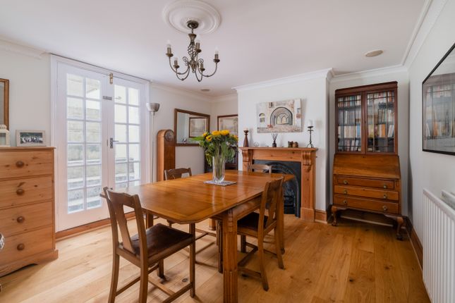 96, Greenwich South Street, London photo 3