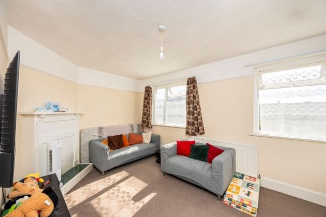 23 & 25 Centrecourt Road,, Worthing photo 2