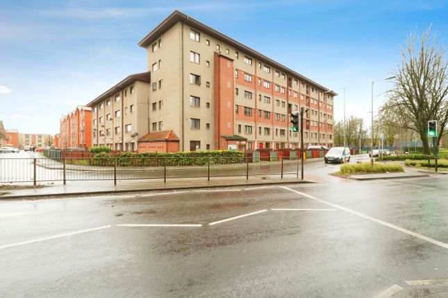 Flat for sale in Clarendon Street, Manchester