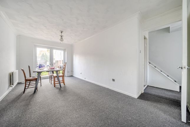 39 Wittering Road, Southampton photo 4