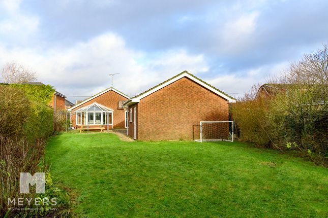 82, Northfield Road, Ringwood photo 3
