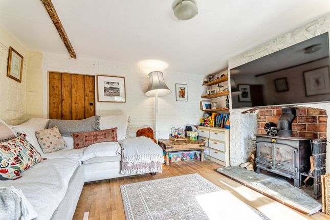 30, Compton Bassett, Calne photo 3