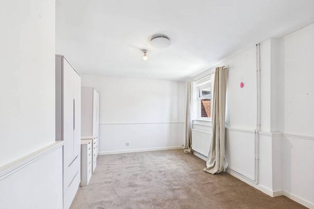 14 College Court,, Colchester Road, Manningtree photo 4