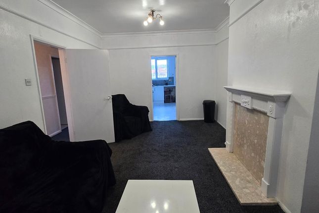 61 Market Street, Oldham photo 2