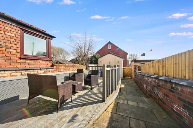 414 Ormskirk Road, Wigan photo 4