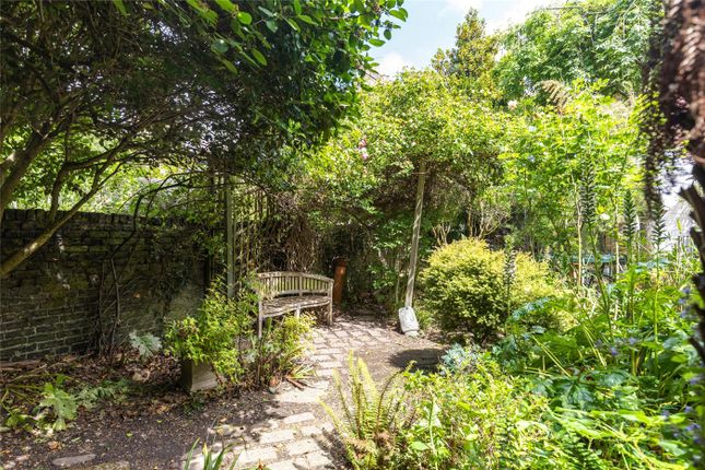 62, Stockwell Park Road, London photo 4