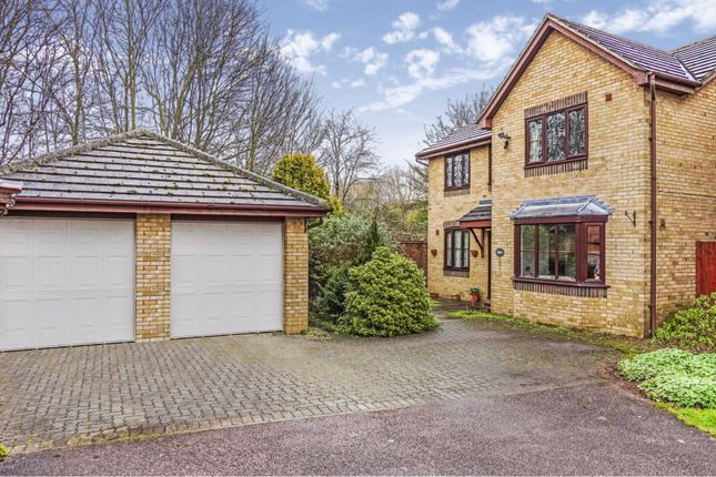 4 bed detached house for sale in Brinkburn Grove, Banbury OX16 - Zoopla