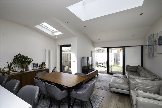 4-bed house on 4, Drayton Gardens, London, £1,100,000