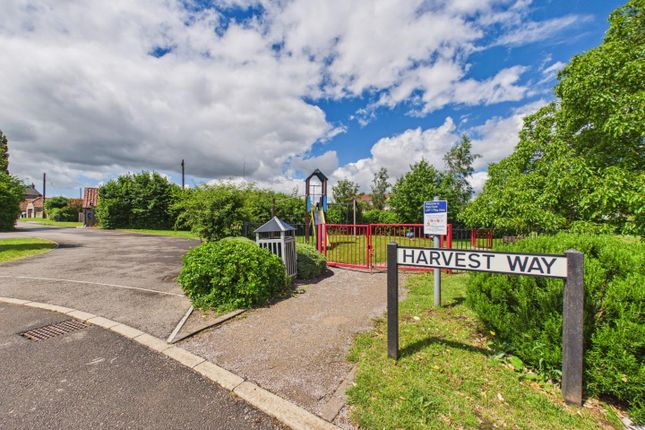 28, Harvest Way, Thornbury photo 2